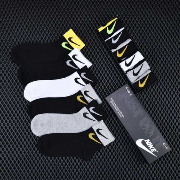 Gift set of Nike men's socks size 41-45 (6 pairs) art 1529