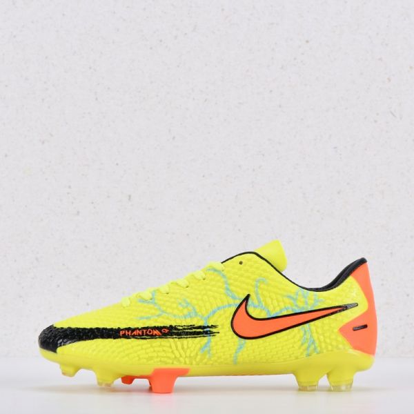 Nike Yellow boots art s7121-4