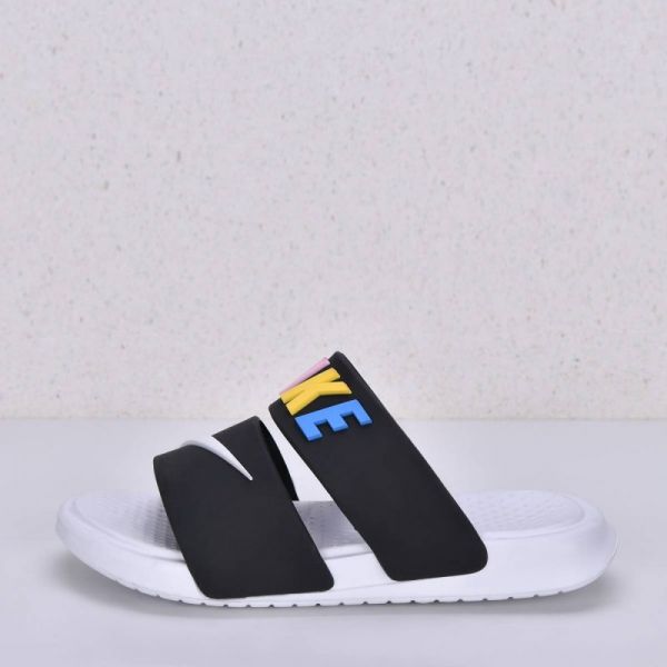 Nike flip-flops art 2679