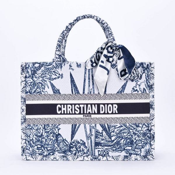 Dior bag art 3185